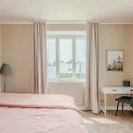 Lägenhet Cozy Modern